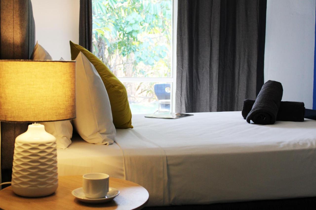 Coral Beach Lodge Port Douglas Dış mekan fotoğraf