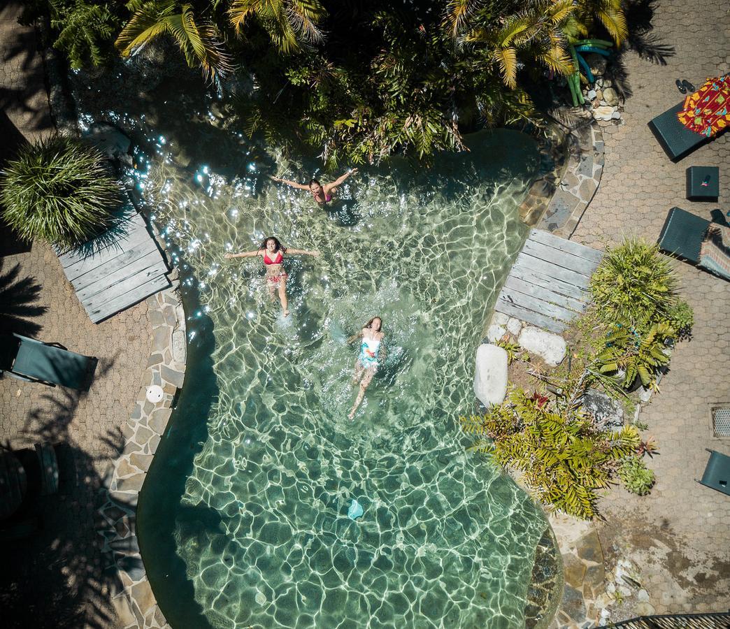 Coral Beach Lodge Port Douglas Dış mekan fotoğraf